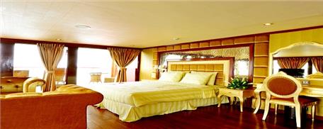 Thăm quan Hạ Long 2 ngày 1 đêm du thuyền Golden Cruise
